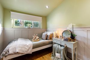 Bedroom 4- click for photo gallery